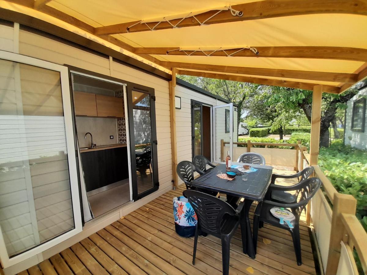 Camping Tikayan L'Oxygene Valensole Exterior foto